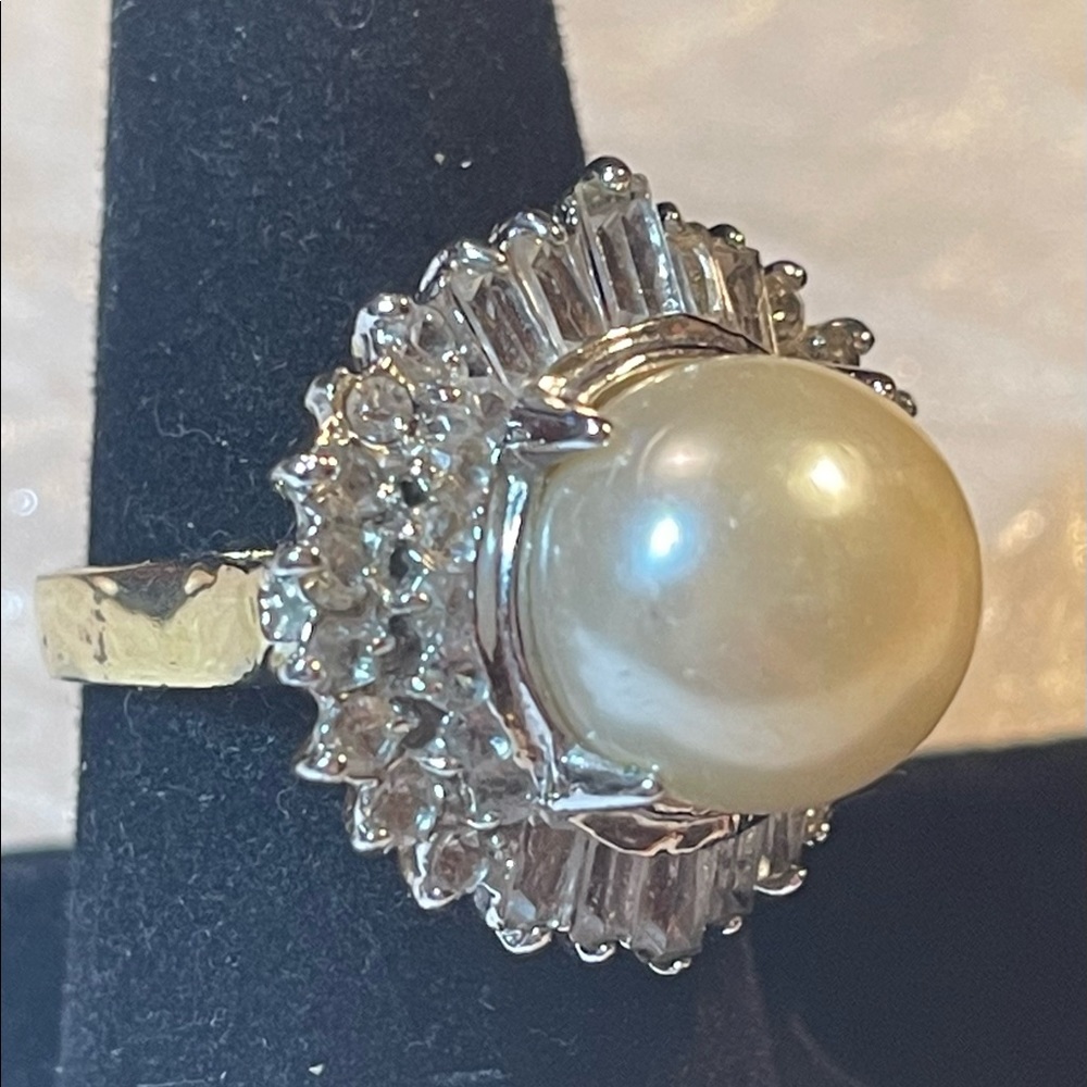 High-End Costume Pearl & Diamond Ring, sz 9